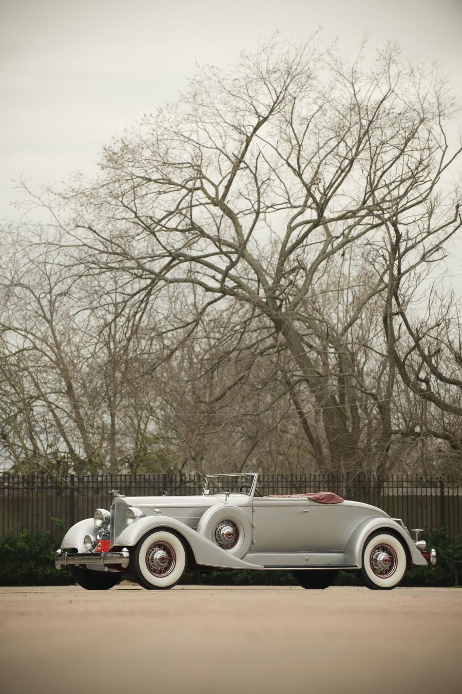  Packard Twelve Coupe Roadster 1934 года  (фото 10 из 25)